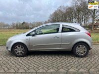 Opel Corsa 1.2-16V Enjoy met Airco