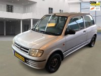 Daihatsu Cuore 1.0-12V STi