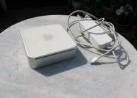 Mac Mini YM008BI9G5 en Apple Trackpad