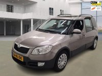 Skoda Roomster 1.6-16V Scout/AUT/PANO/PDC/NAVI