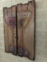 Wandborden met 1 glas wijn ,
