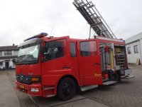 Mercedes-Benz 1425 fire truck holmatroset,full equipment