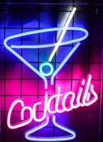Neon verlichting LED \'Cocktails\' op plexiglas