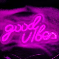 Neon verlichting led \'Good vibes\' op