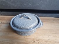 Emaille pannetje grijs gewolkt 14 cm