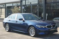 BMW 3-serie 320i Executive | Leer