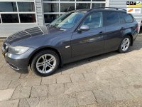 BMW 3-serie Touring 320i High Executive