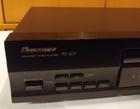 Pioneer PD-207 Compact Disc Player CD