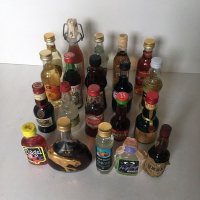 20 Miniatuur likeur flesjes - vol