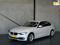 BMW 3-serie 320d AUT, Leer, Navigatie