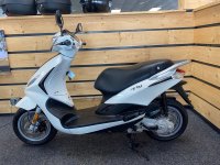 Piaggio Snorscooter Fly 4T