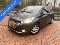 Peugeot 208 1.4 e-HDi Active AUTOMAAT,