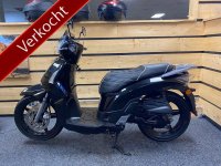 Kymco scooter People S