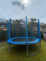 305cm trampoline inclusief nieuw vangnet nog