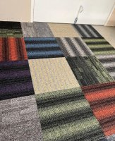 Goedkope Interface tapijttegels in de mix