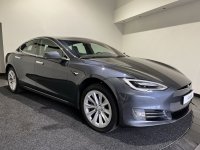 Tesla Model S 75D Base |