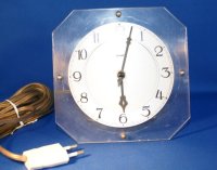 Ferranti elektrische klok met origineel uurwerk.