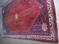 Perzisch Handgeknoopt tapijt uit Shiraz 
