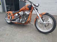 Harley chopper 2004