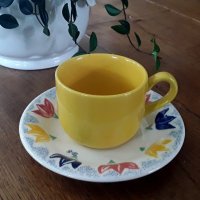 Vintage gele koffiekopjes - EIT English