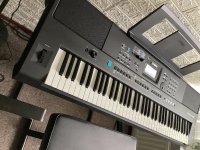 Yamaha PSR EW 425 keyboard 76
