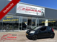 Peugeot 107 1.0-12V XS Black 